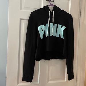 Cropped hoodie